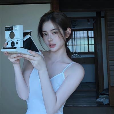 加布里埃拉,丁香和肉桂海报