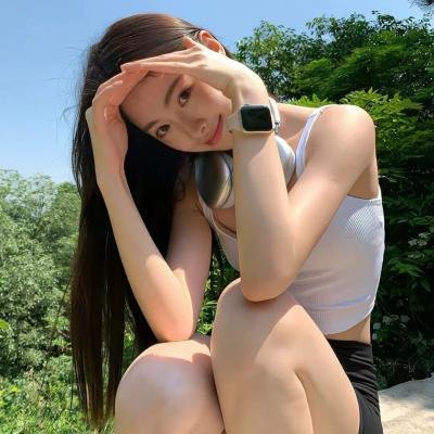 春花娇美可人儿海报